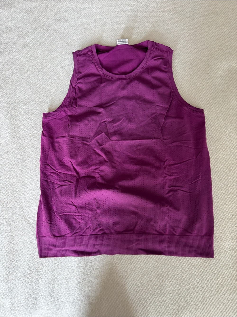 Women’s Sleeveless Athletic Tank Top - Magenta